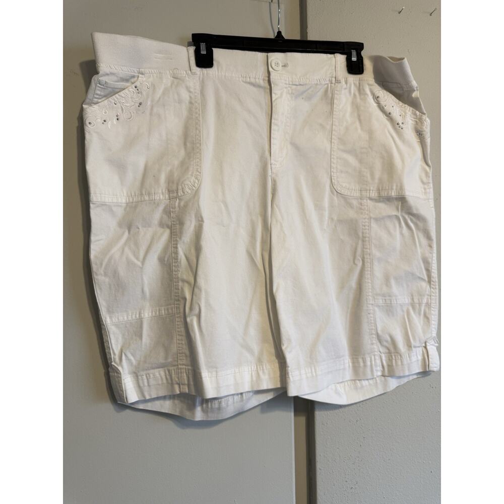 Gloria Vanderbilt White Shorts Embellished Size 18W